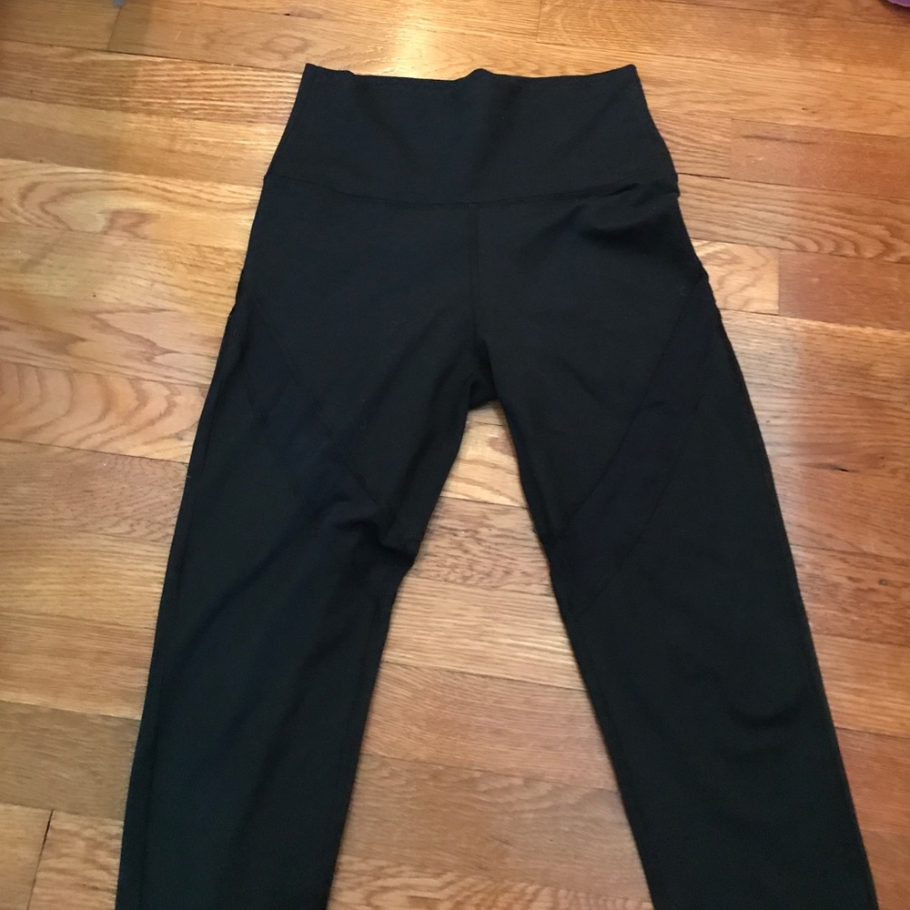 Black mesh aerie leggings